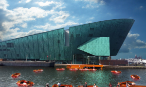 世界第一座動態橋梁和自主船只--荷蘭